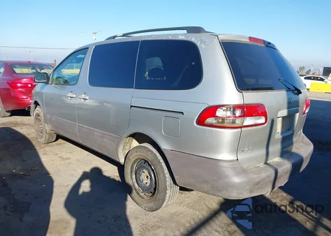 2001 Toyota Sienna Le z USA, uszkodzony, nr VIN 4T3ZF13C01U412577